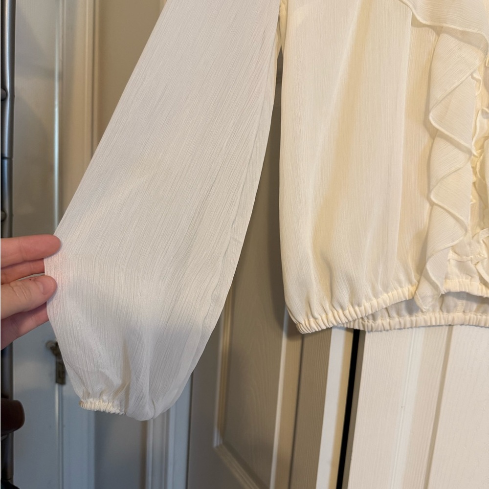 VENUS Cream Romantic Ruffle Blouse - Picture 4 of 5
